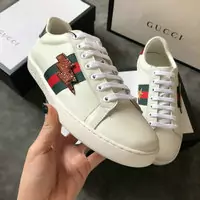 baskets paire de chaussures gucci femmes cowhide lightning